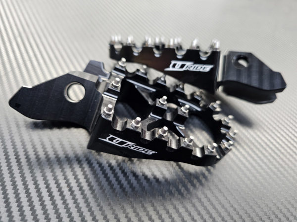 Cales-Pieds-Surron-Ultrabee-Uride